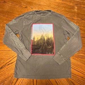 American Eagle Men’s Forest Applicate Long Sleeve T Shirt